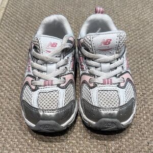 New Balance Baby Girl Sneakers size 6